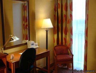 Knights Inn Toronto Scarborough Экстерьер фото